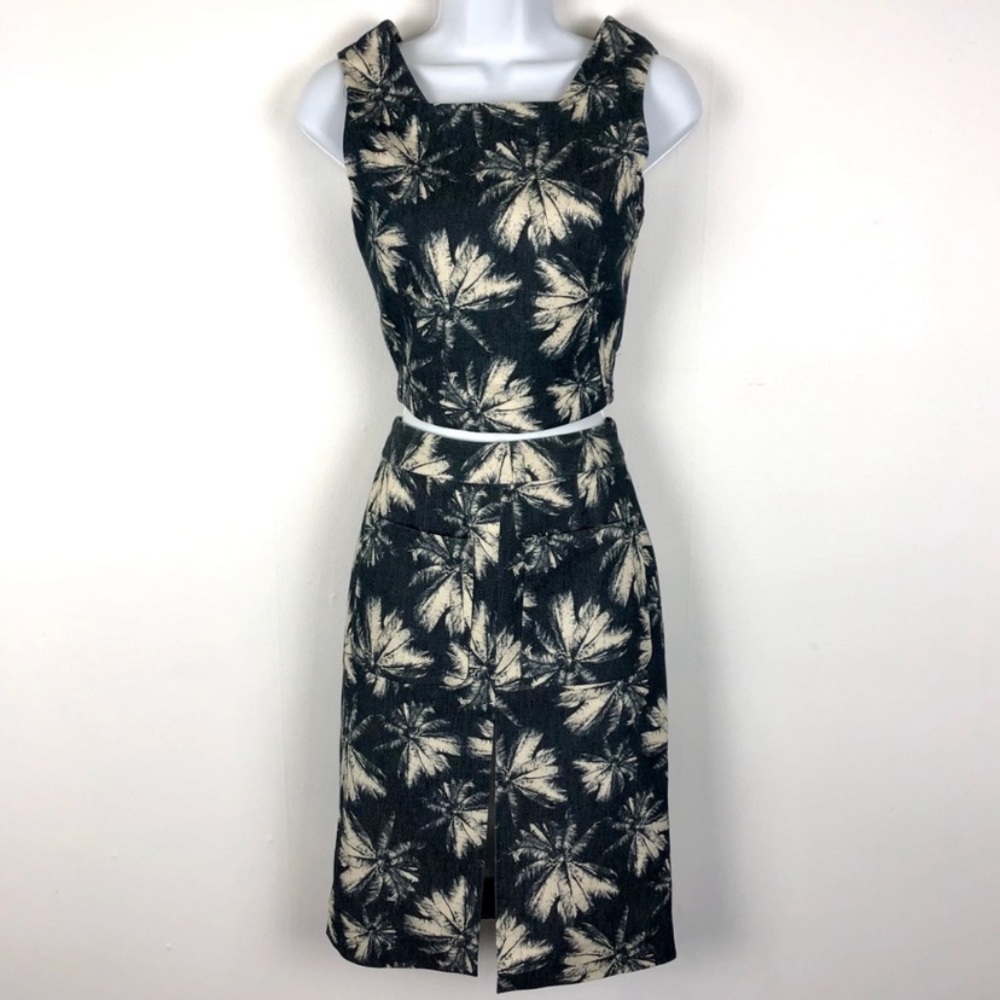L'Agence Midnight Palm 2 Pc Crop Top & Skirt EUC